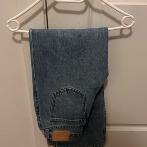 Aritzia Women's Blue Flare Jeans